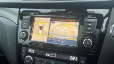 Nissan Qashqai 1.3 DiG-T N-Connecta 5dr Petrol Hatchback